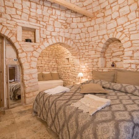 Trulli Antichi Mestieri - Widespread Trulli In The Historic Center Bed & Breakfast Алберобело Екстериор снимка